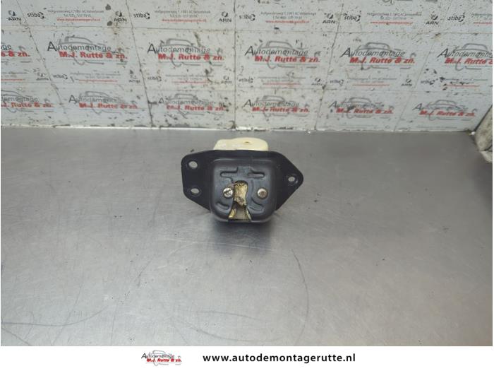 Gebruikte Slotmechaniek Achterklep Nissan Note O190833