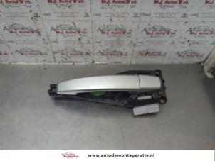 O190861 Gebruikte deurgreep 4deurs rechts-voor Chevrolet Aveo