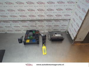 O190874 Gebruikte kontaktslot + computer Peugeot 308