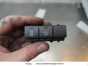 O190935 Gebruikte schakelaar esp Peugeot 308