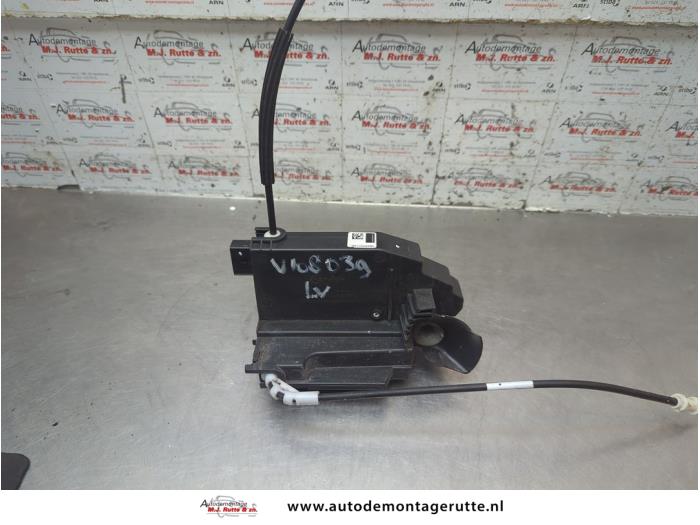 Gebruikte Deurslot Mechaniek 4Deurs links-voor Peugeot 308 O190949