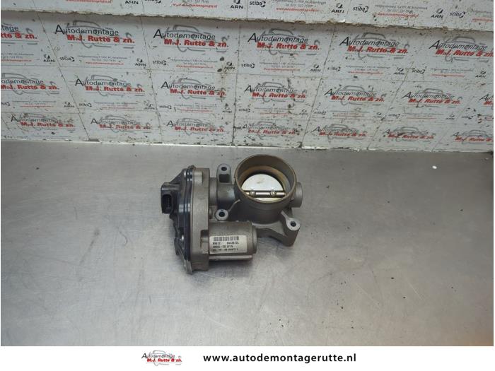 Gebruikte Gasklephuis Ford Focus O190981