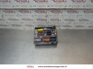 O190983 Gebruikte zekeringkast Peugeot 5008