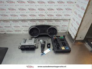 O190984 Gebruikte kontaktslot + computer Peugeot 5008