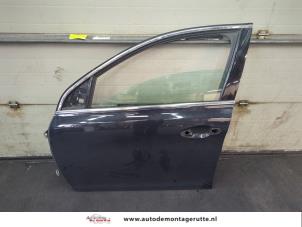 O190990 Gebruikte portier 4deurs links-voor Peugeot 308