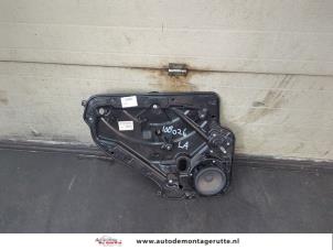 O191028 Gebruikte ruitmechaniek 4deurs links-achter Volkswagen Golf