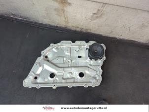 O191032 Gebruikte ruitmechaniek 4deurs rechts-achter Audi A8