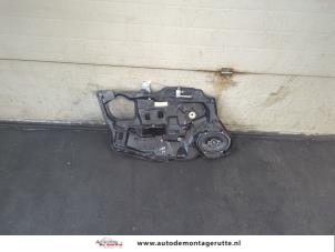 O191034 Gebruikte ruitmechaniek 4deurs links-voor Mazda 6.
