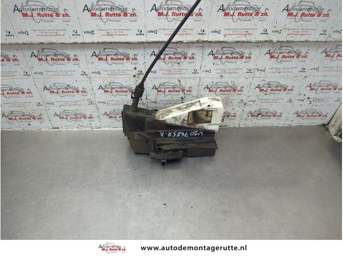 Gebruikte Deurslot Mechaniek 4Deurs rechts-achter Volkswagen Sharan O191055