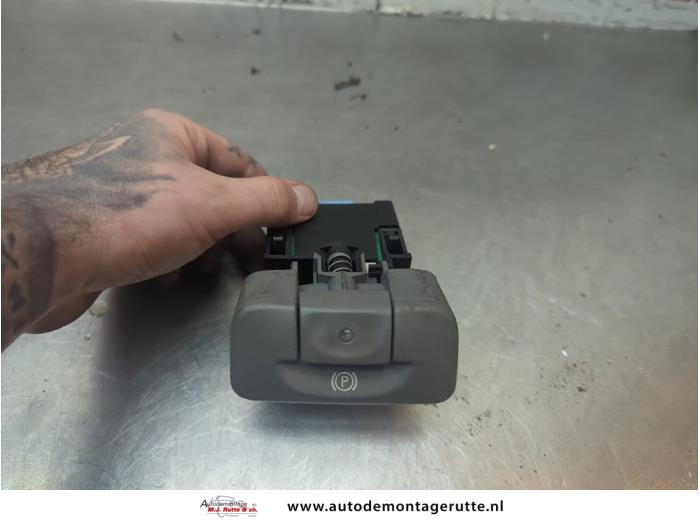 Gebruikte Schakelaar handrem Renault Megane Scenic O191072