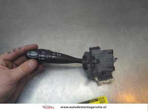 O191108 Gebruikte schakelaar richtingaanwijzer Daihatsu Cuore