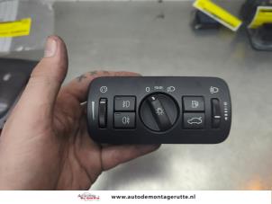 O191128 Gebruikte schakelaar licht Volvo V70