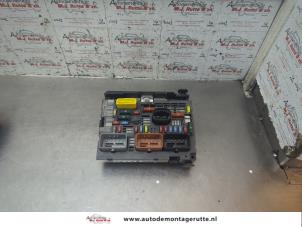 O191144 Gebruikte zekeringkast Peugeot 308