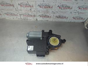 O191147 Gebruikte raammotor portier Volkswagen Polo