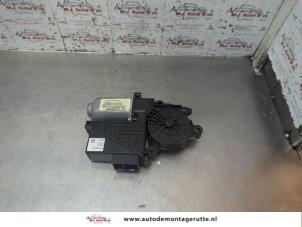 O191148 Gebruikte raammotor portier Volkswagen Polo