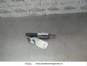 O191152 Gebruikte sleutel+contactslot Opel Tigra