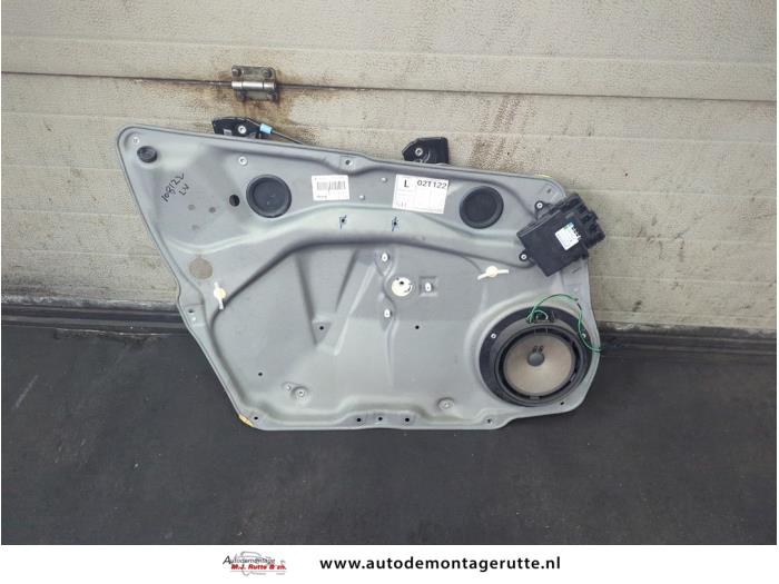 Gebruikte Ruitmechaniek 4Deurs links-voor Mercedes A-Klasse O191165