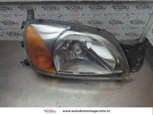 O191199 Gebruikte rechter koplamp Ford Fiesta
