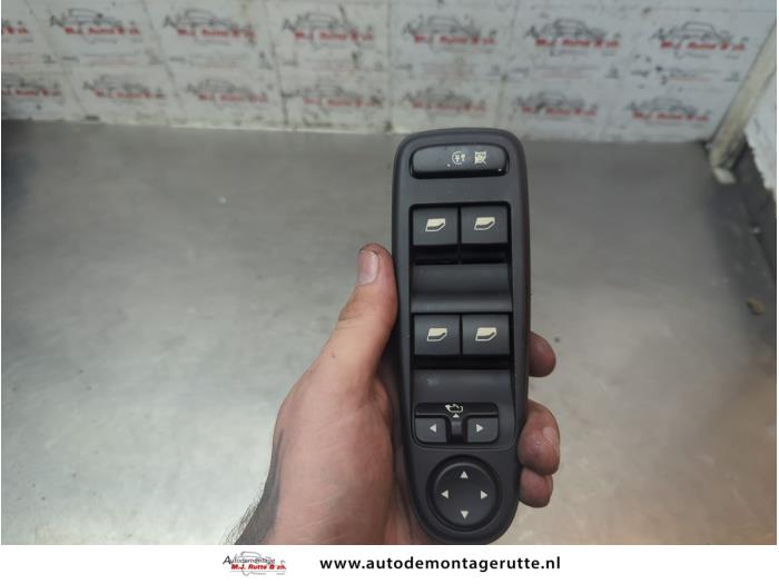 Gebruikte Combischakelaar ramen Citroen C4 Picasso O191204