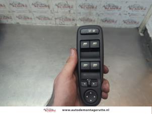 O191204 Gebruikte combischakelaar ramen Citroen C4 Picasso