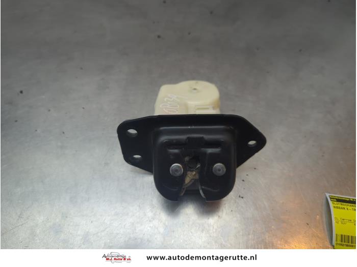 Gebruikte Slotmechaniek Achterklep Nissan X-Trail O191214