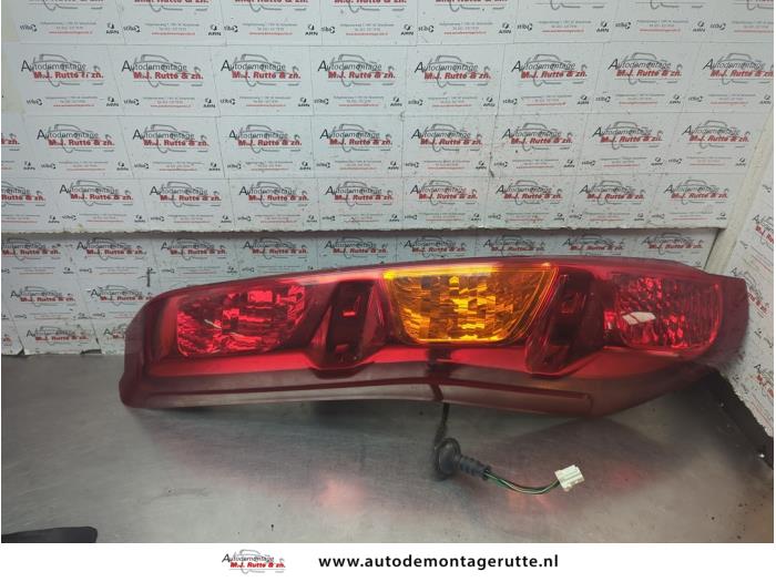 Gebruikte Achterlicht links Nissan X-Trail O191211
