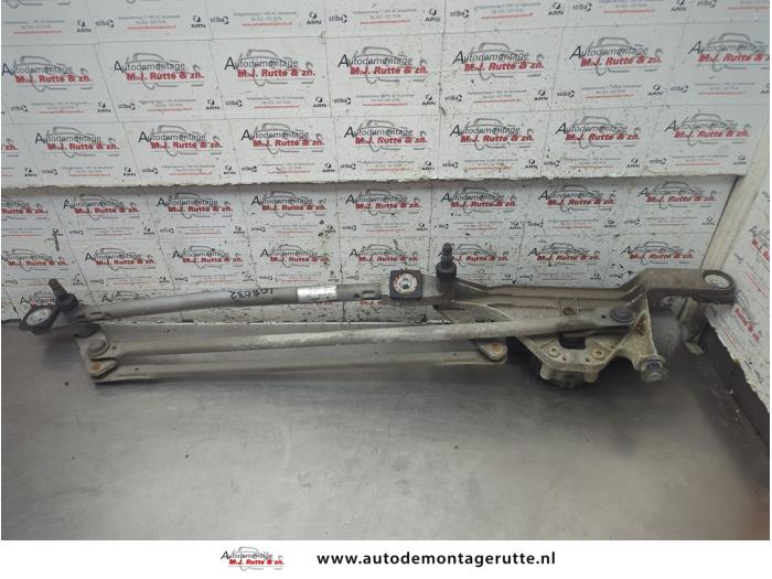 Gebruikte Ruitenwismotor+Mechaniek Ford Focus O191233