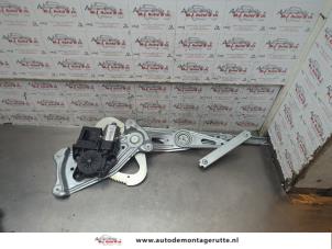 O191272 Gebruikte ruitmechaniek 4deurs links-achter Renault Grand Scenic