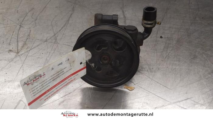 Gebruikte Pomp Servo Ford Fiesta O191314