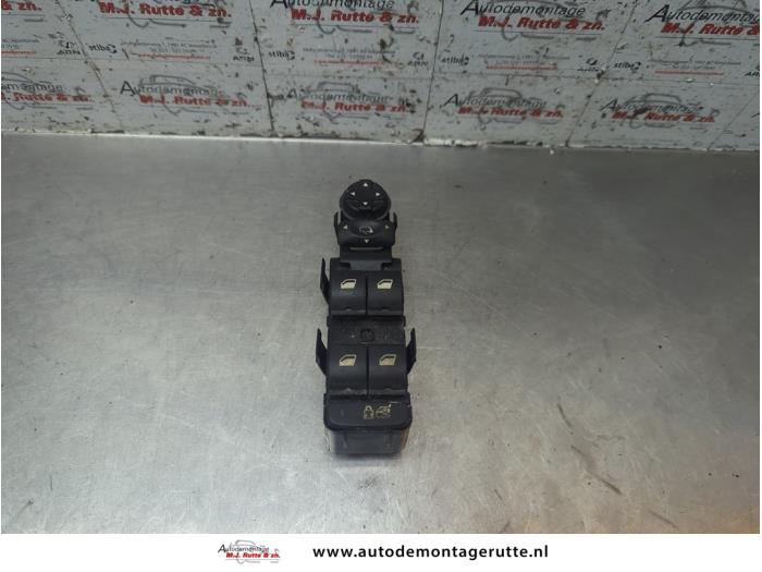 Gebruikte Combischakelaar ramen Peugeot 5008 O191343