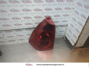 O191386 Gebruikte achterlicht links Peugeot 307