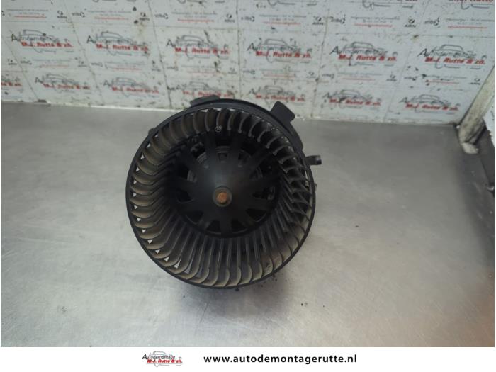 Gebruikte Chaufage Ventilatiemotor Peugeot 307 O191401