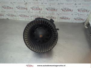 O191401 Gebruikte kachel ventilatiemotor Peugeot 307