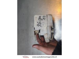 O191416 Gebruikte deurslot mechaniek 4deurs links-voor Volkswagen Polo