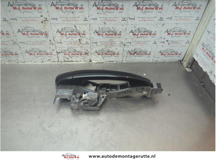 Gebruikte Portiergreep 4Deurs links-achter Peugeot 5008 O191485