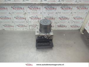 O191491 Gebruikte abs pomp Peugeot 5008