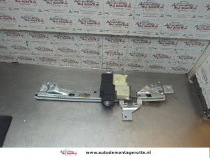 O191493 Gebruikte ruitmechaniek 4deurs links-achter Peugeot 5008