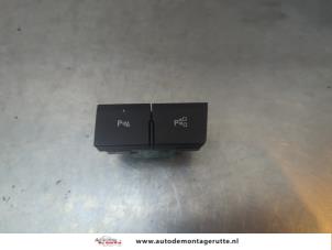 O191524 Gebruikte pdc schakelaar Opel Insignia