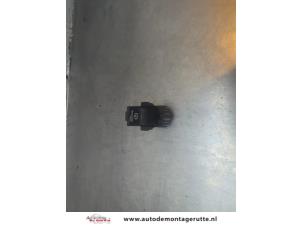 O191514 Gebruikte handrem schakelaar Opel Insignia