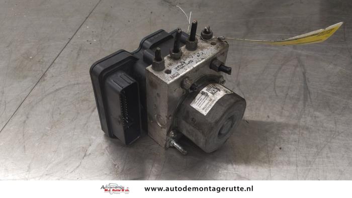 Gebruikte ABS Pomp Peugeot 308 O191546