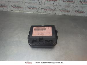 O191561 Gebruikte module achterklep motor Opel Insignia