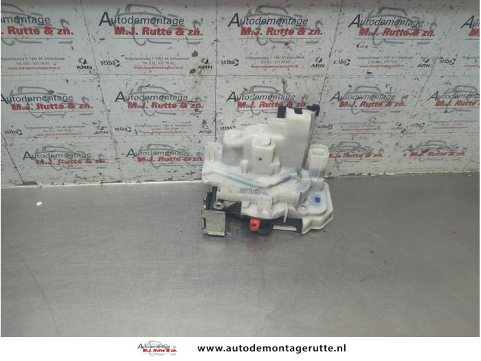 Gebruikte Slotmechaniek Portier 2Deurs links Opel Combo O191608