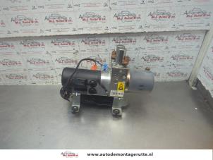 O191609 Gebruikte cabriodak motor Renault Megane