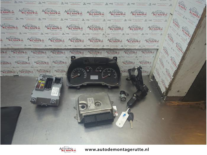 Gebruikte Kontaktslot + computer Opel Combo O191621