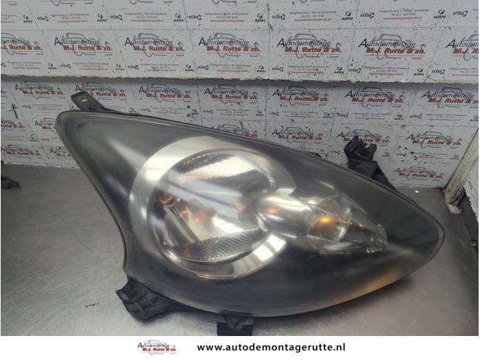 Gebruikte Rechter Koplamp Toyota Aygo O191692