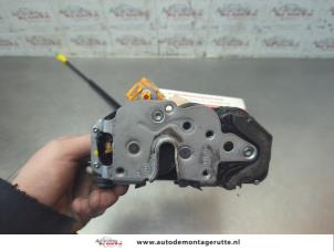 O191747 Gebruikte deurslot mechaniek 4deurs links-achter Opel Astra