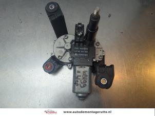 O191764 Gebruikte motor ruitenwisser achter Opel Astra
