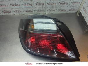 O191837 Gebruikte achterlicht links Opel Astra