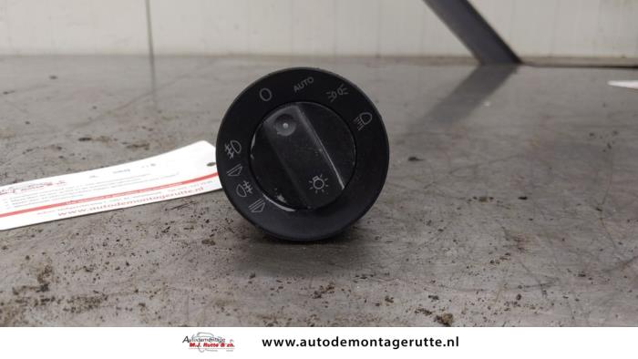 Gebruikte Schakelaar Licht Audi A4 O191899