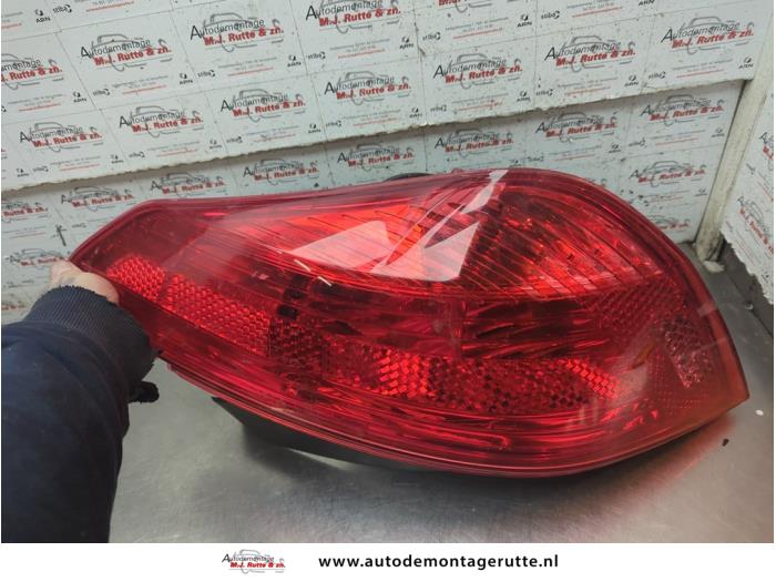 Gebruikte Achterlicht rechts Peugeot 308 O191918